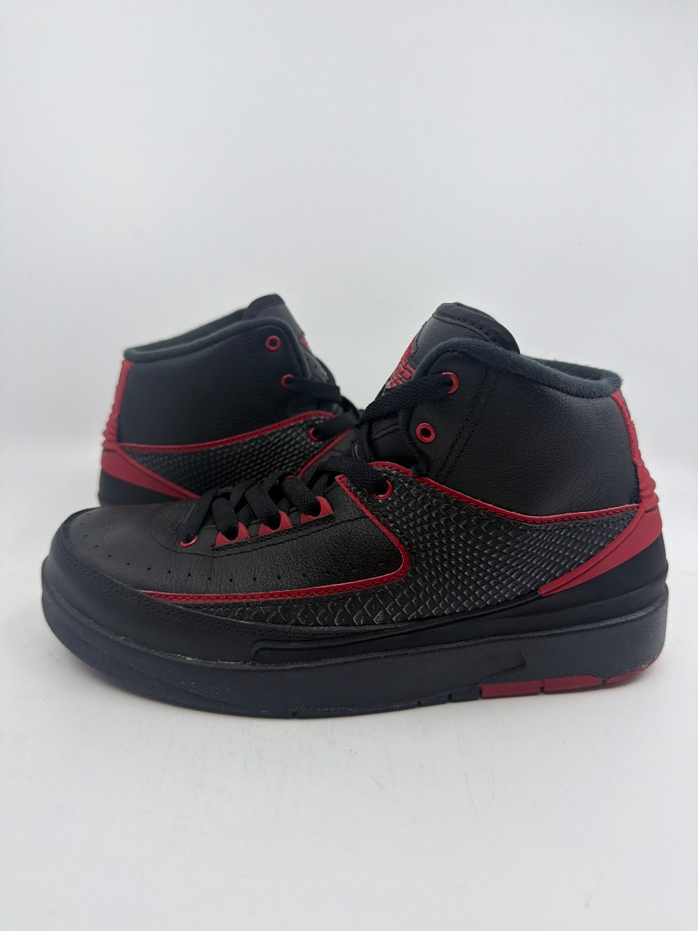*USED/NO BOX* AJ 2 (GS) - ALTERNATE 87