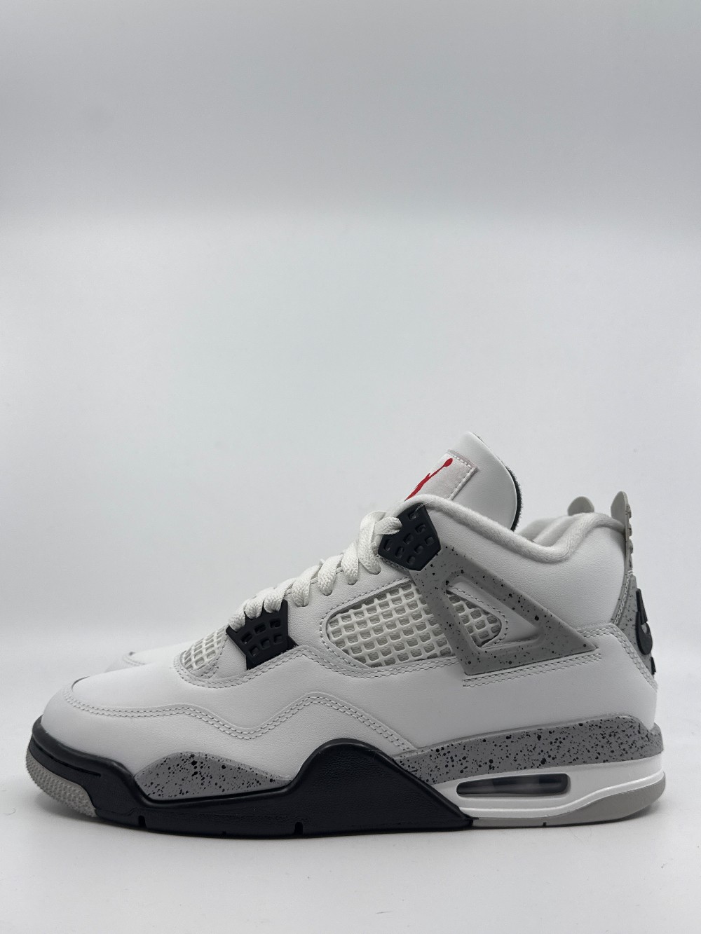 AJ 4 - WHITE CEMENT (2025)