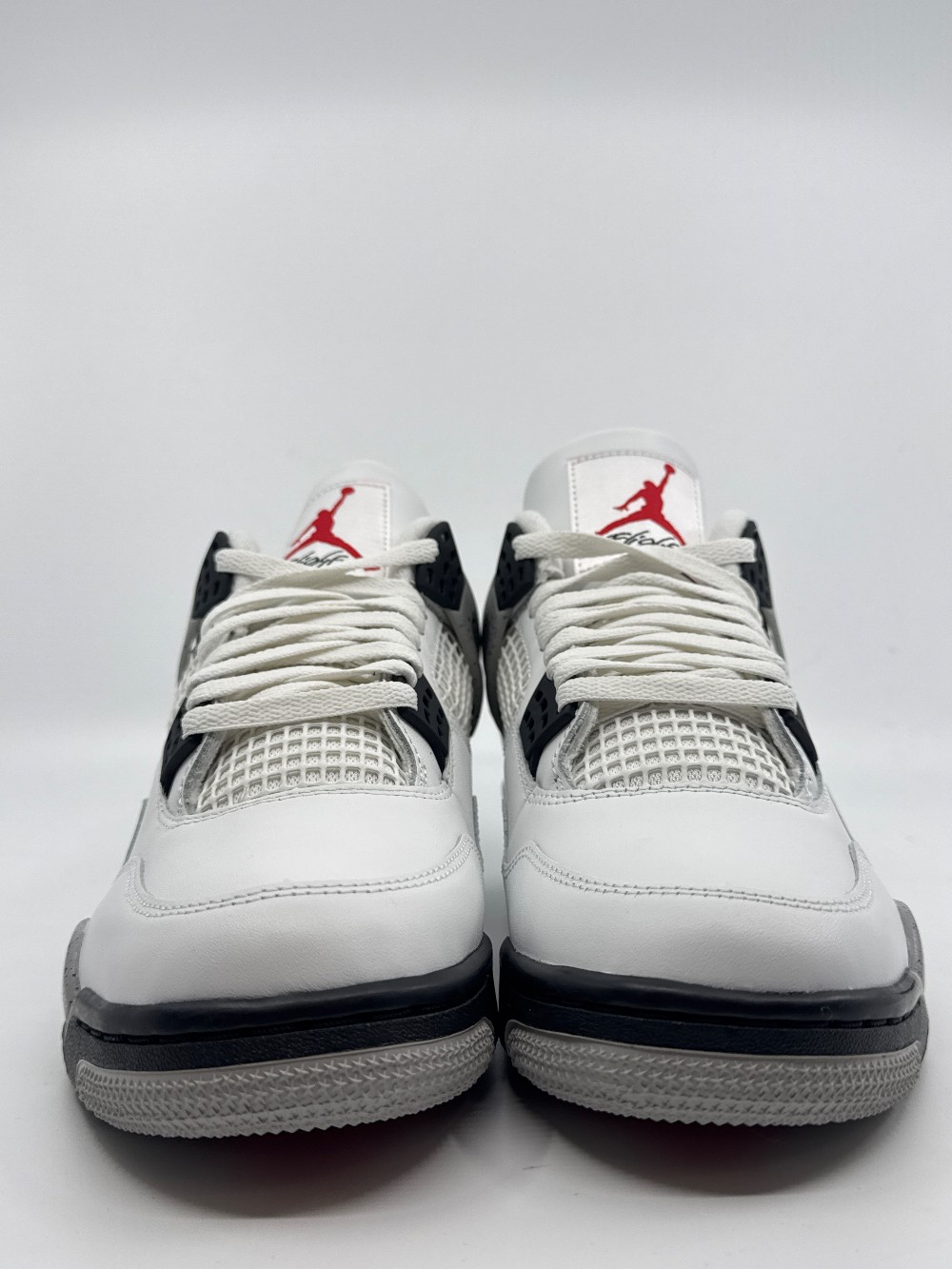 AJ 4 - WHITE CEMENT (2025)