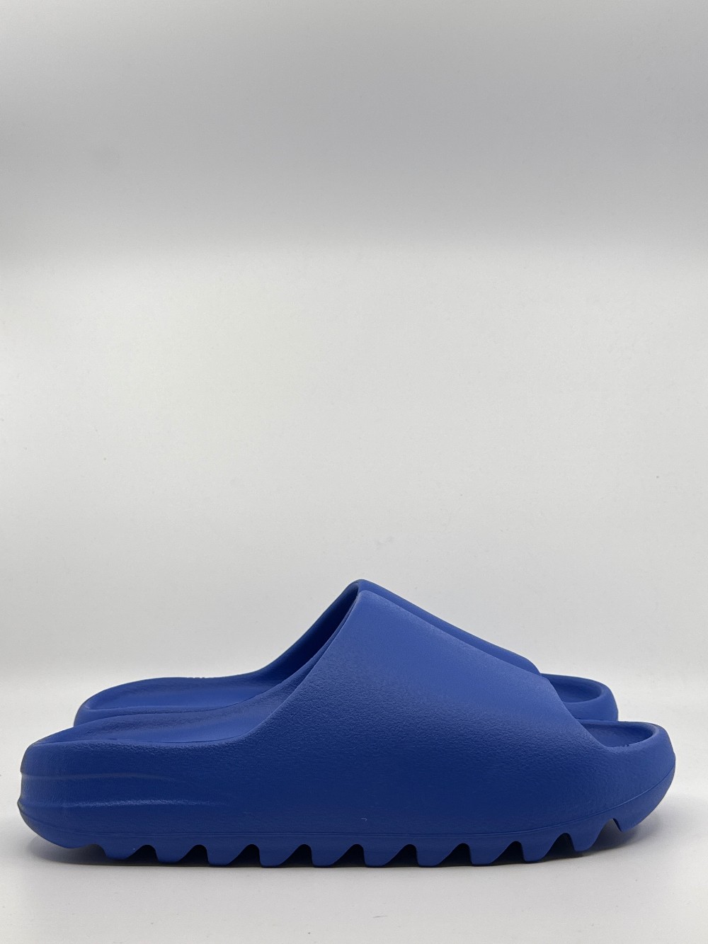 ADIDAS YEEZY SLIDE - AZURE