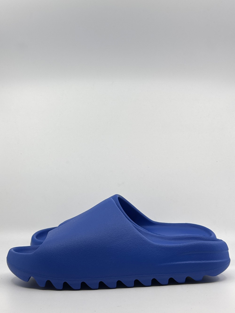 ADIDAS YEEZY SLIDE - AZURE