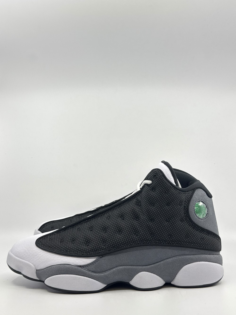 AJ 13 - BLACK FLINT