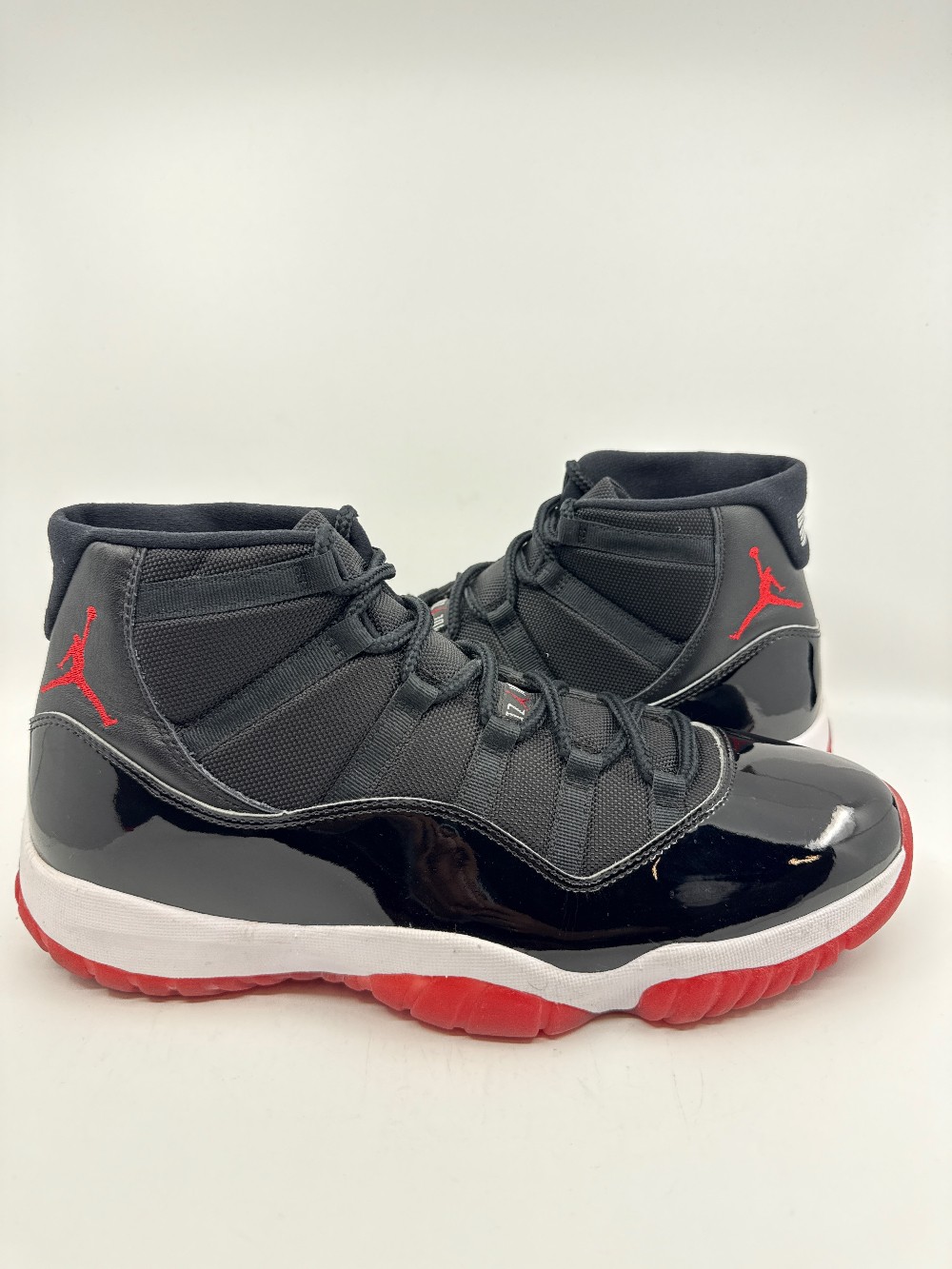 *USED* AJ 11 - PLAYOFFS BRED (2019)