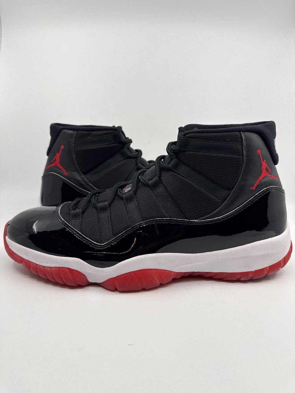 *USED* AJ 11 - PLAYOFFS BRED (2019)