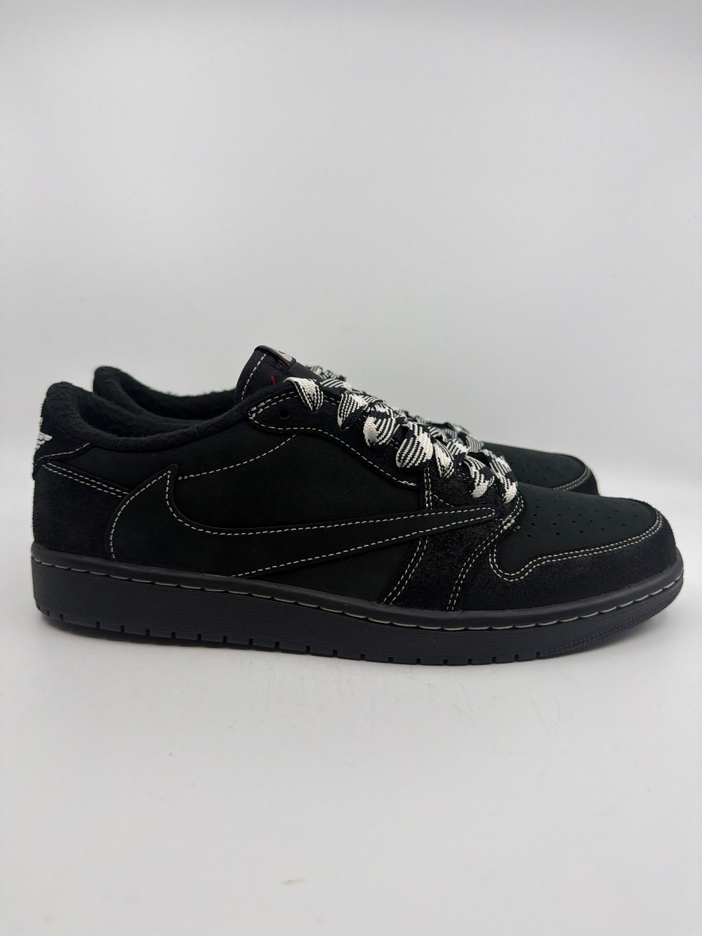 AJ 1 LOW X TRAVIS SCOTT - BLACK PHANTOM