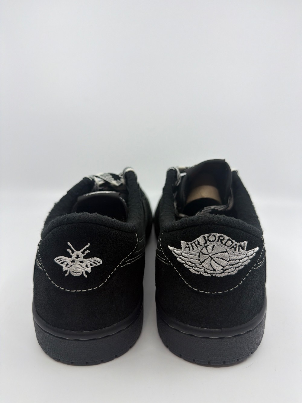 AJ 1 LOW X TRAVIS SCOTT - BLACK PHANTOM
