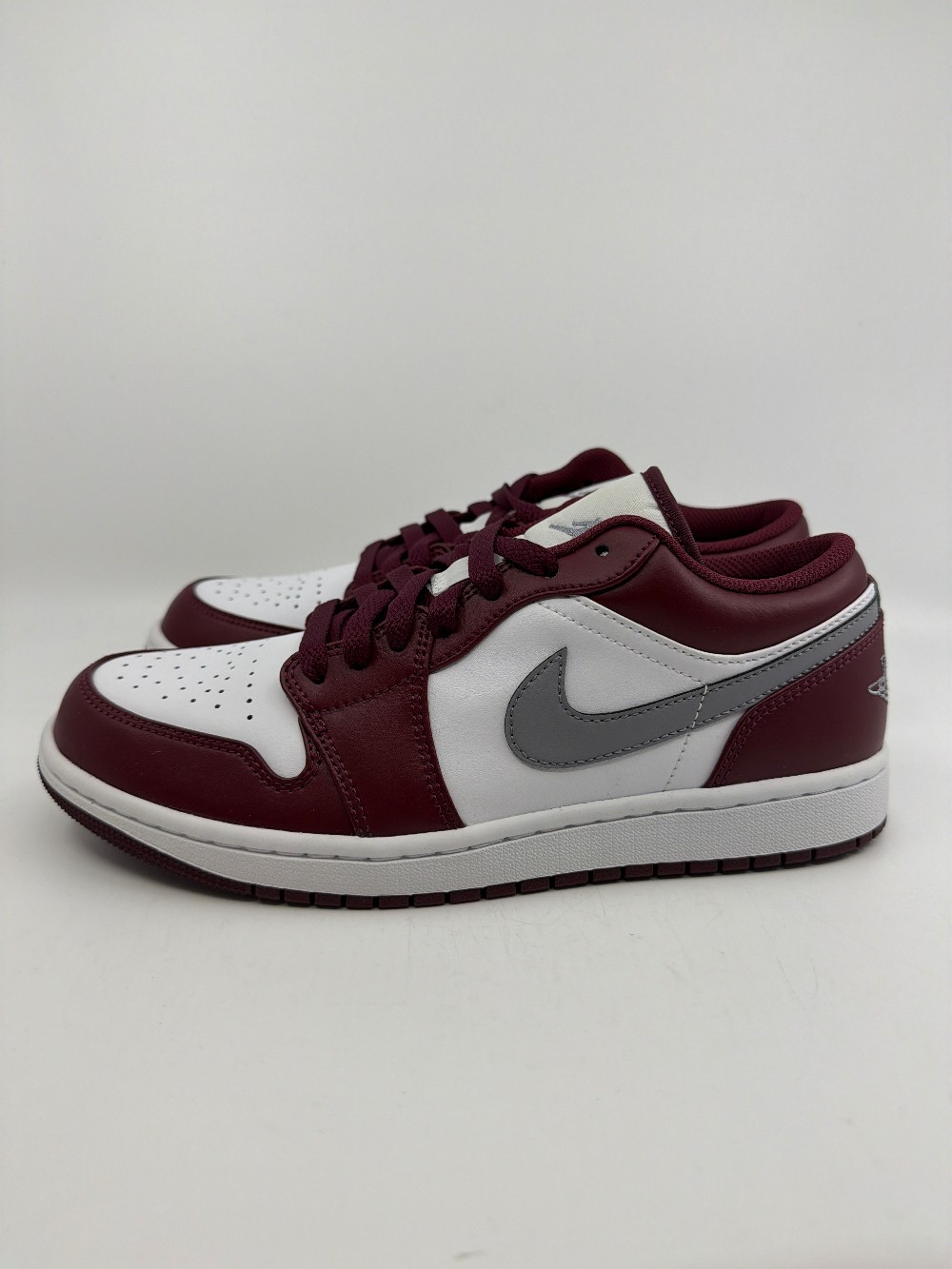 AJ 1 LOW - WHITE BORDEAUX