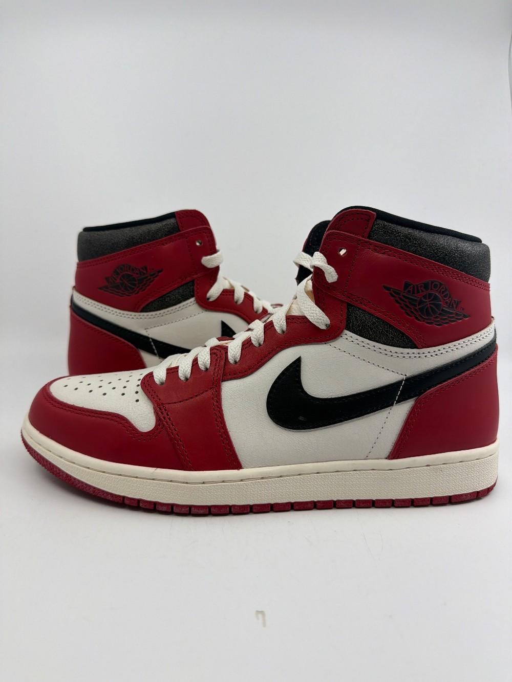 *USED* AJ 1 - CHICAGO LOST AND FOUND