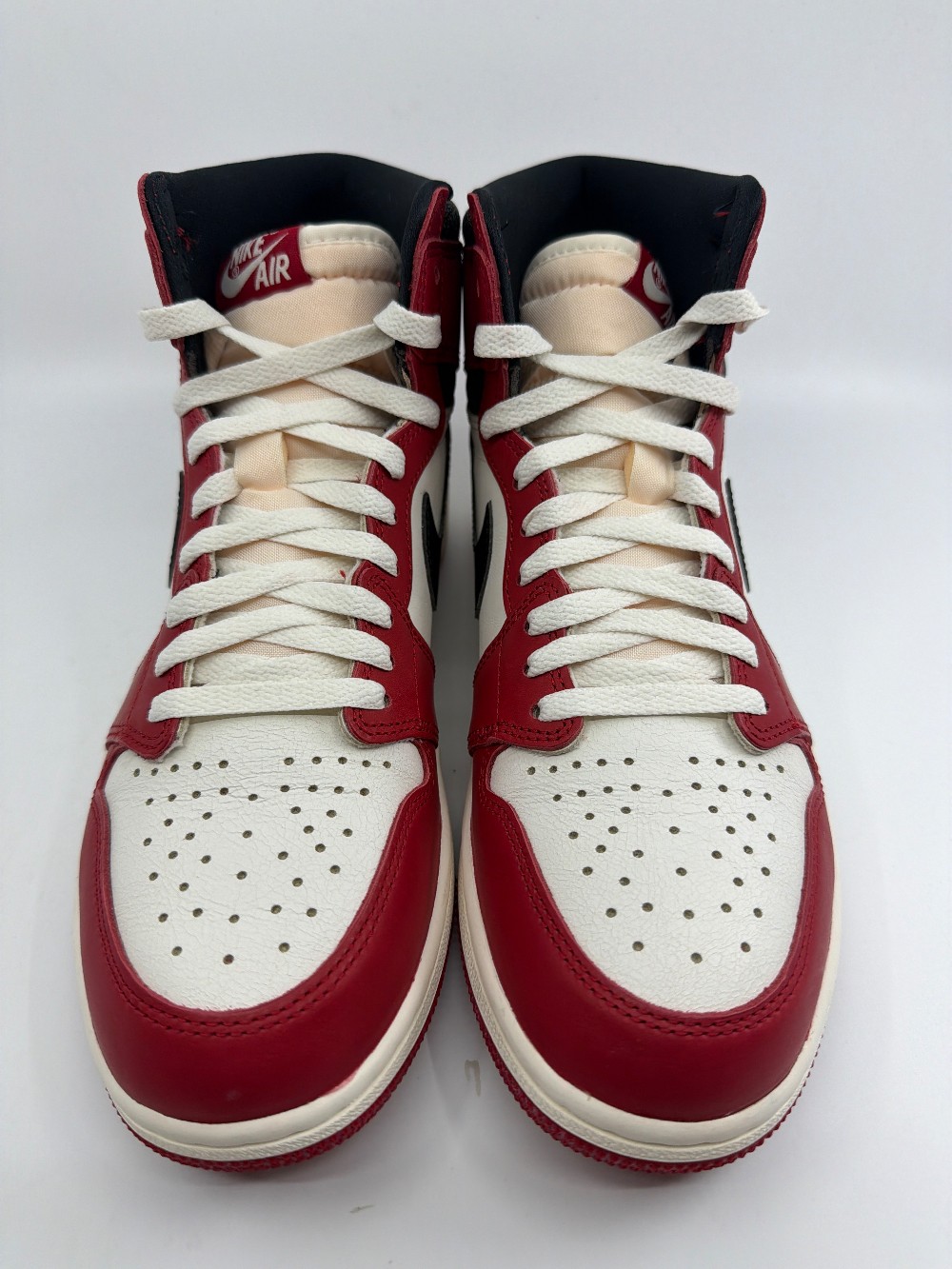 *USED* AJ 1 - CHICAGO LOST AND FOUND