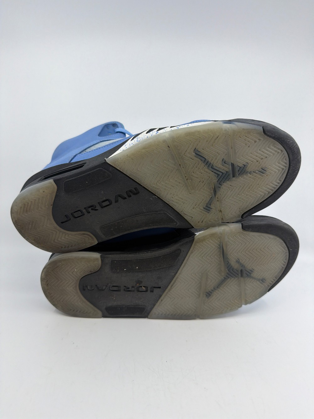 *USED* AJ 5 - UNC UNIVERSITY BLUE