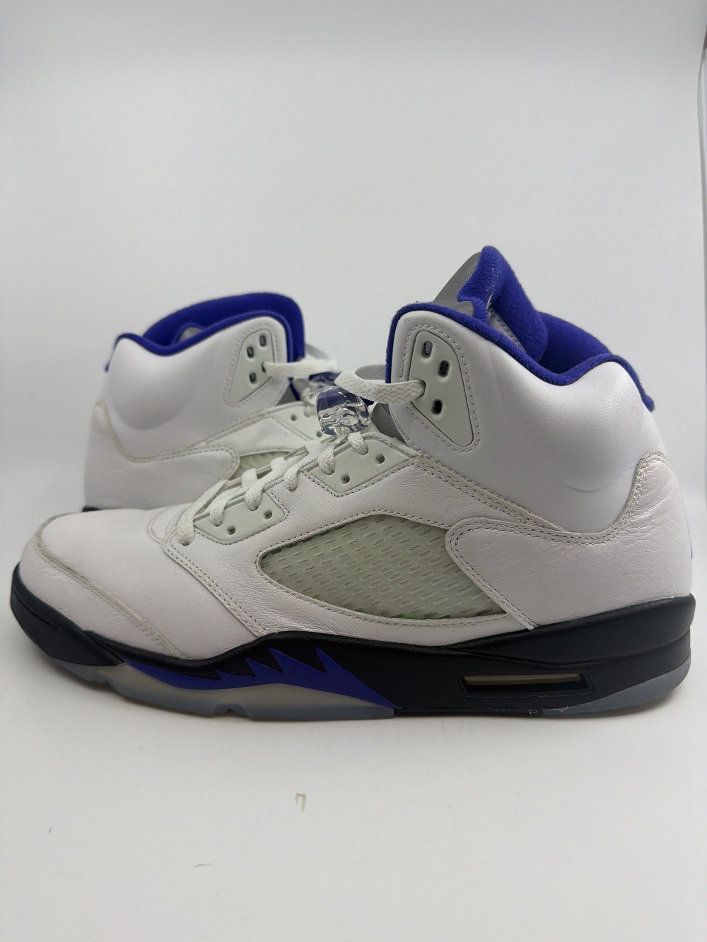 *USED/NO BOX* AJ 5 - DARK CONCORD