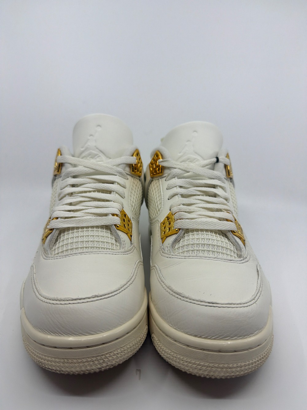 *USED* AJ 4 (W) - METALLIC GOLD
