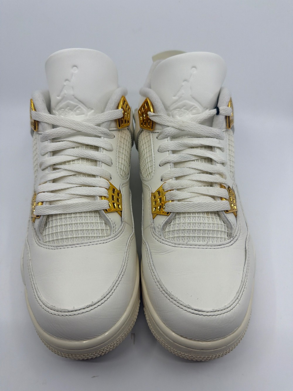 *USED* AJ 4 (W) - METALLIC GOLD