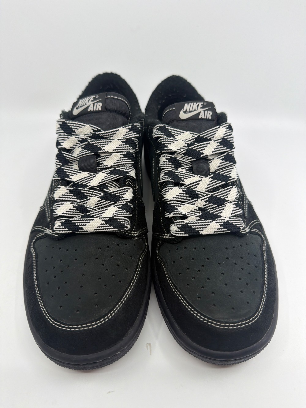 *USED* AJ 1 LOW X TRAVIS SCOTT - BLACK PHANTOM