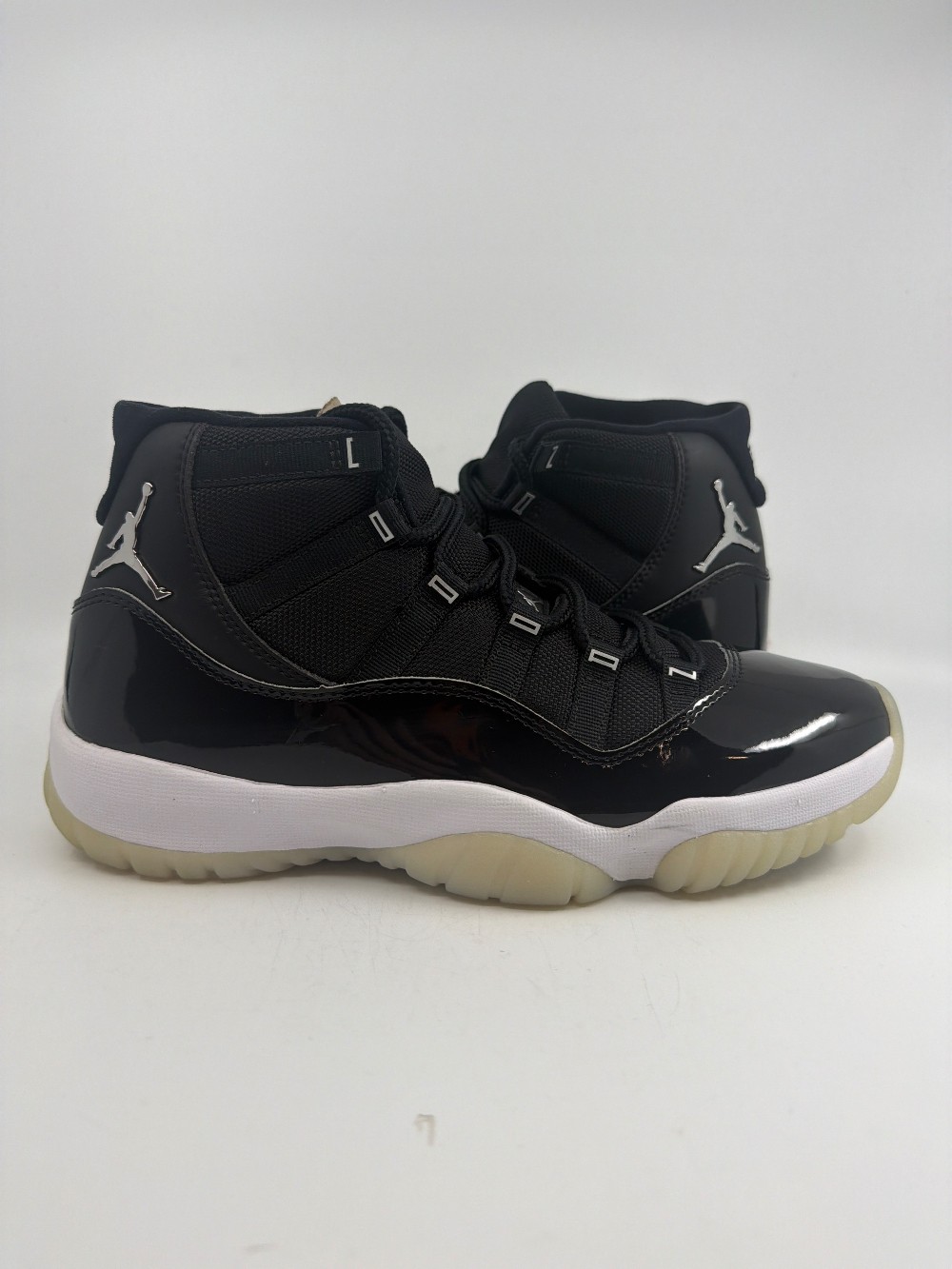 *USED* AJ 11 - JUBILEE 25TH ANNIVERSARY