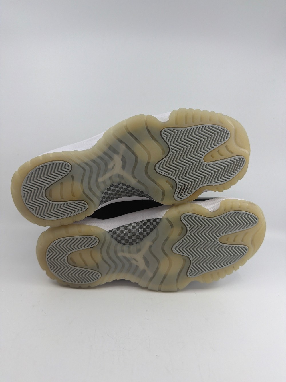 *USED* AJ 11 - JUBILEE 25TH ANNIVERSARY