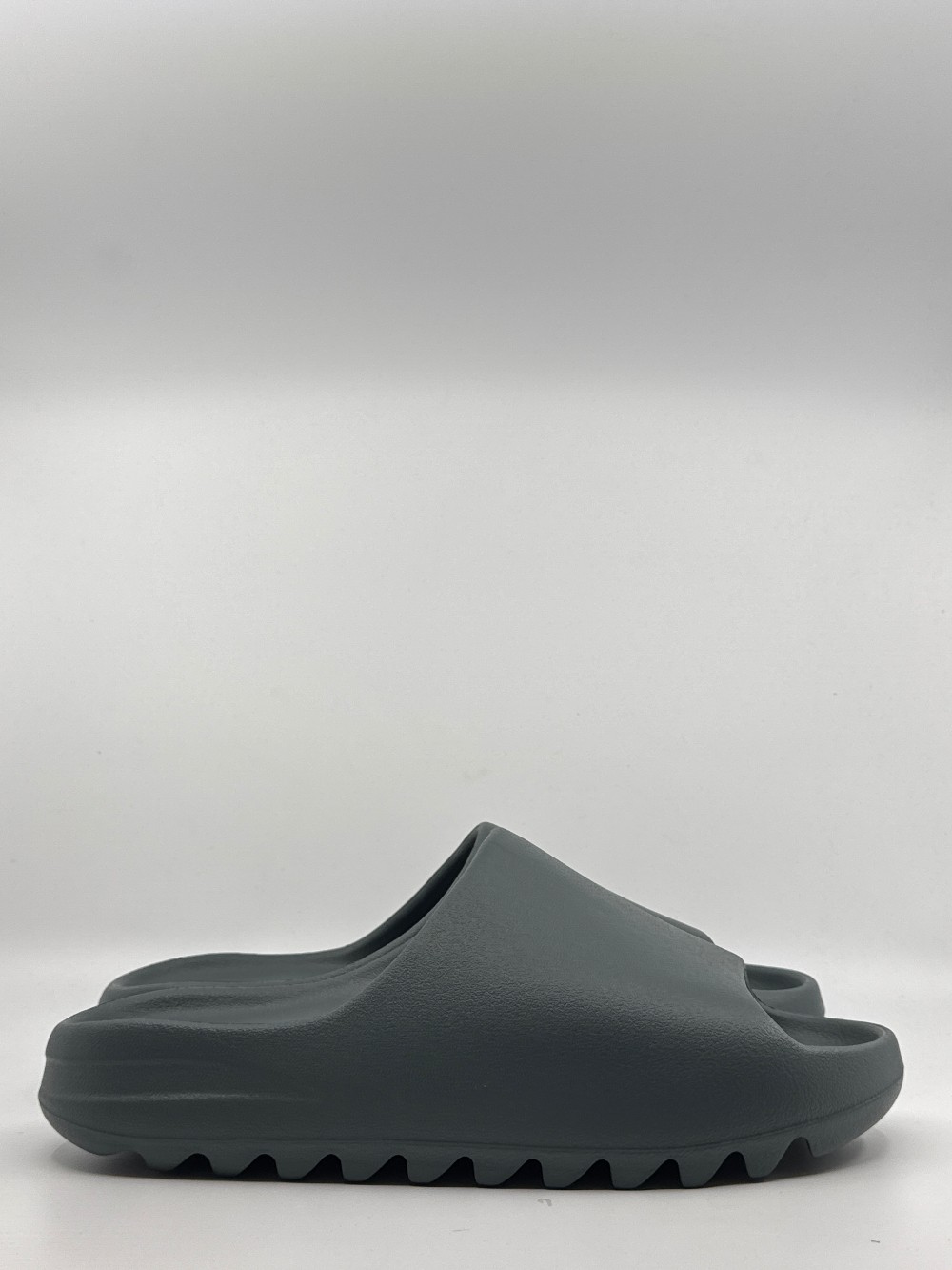 YEEZY SLIDE - SLATE MARINE