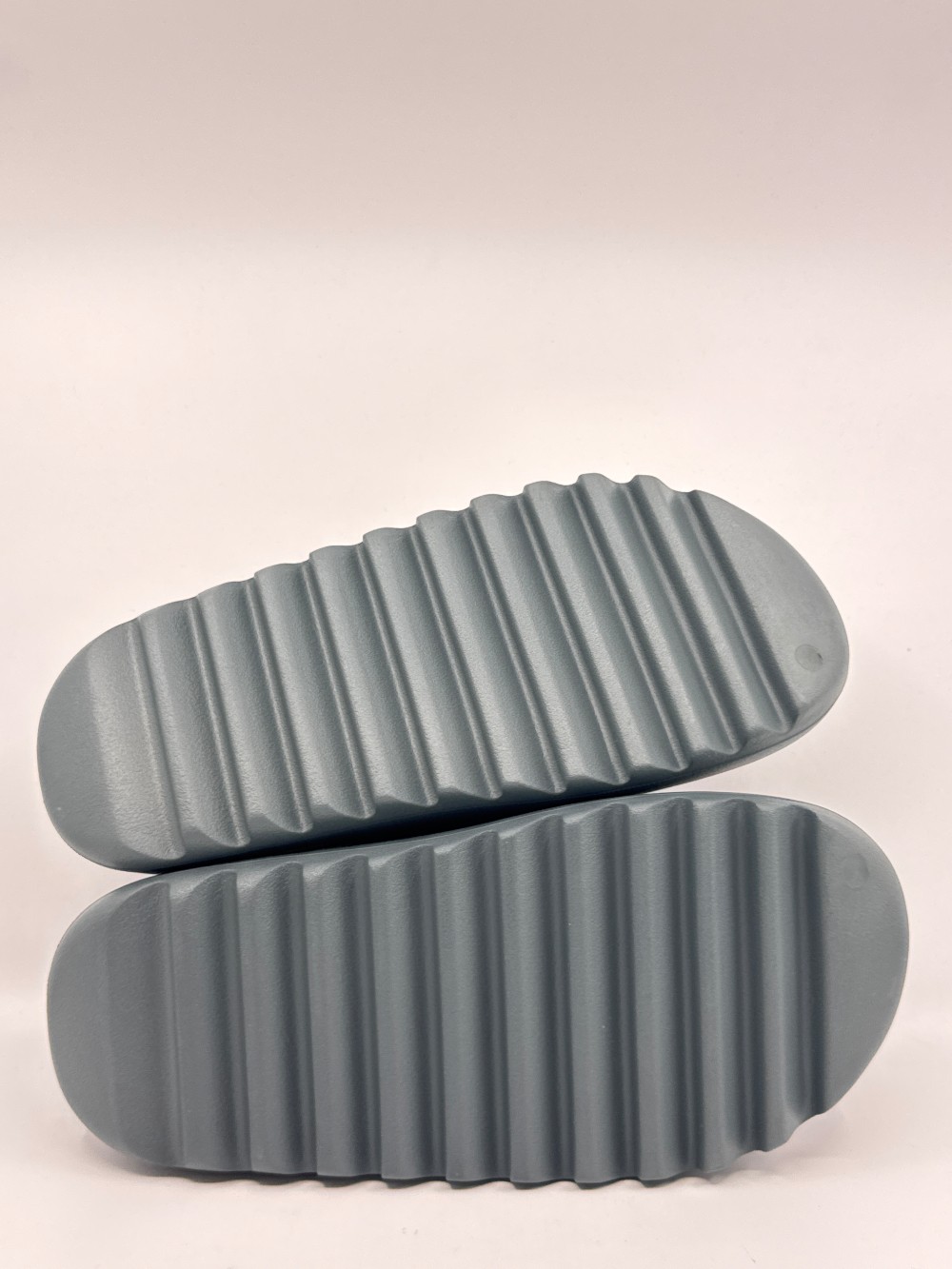 YEEZY SLIDE - SLATE MARINE
