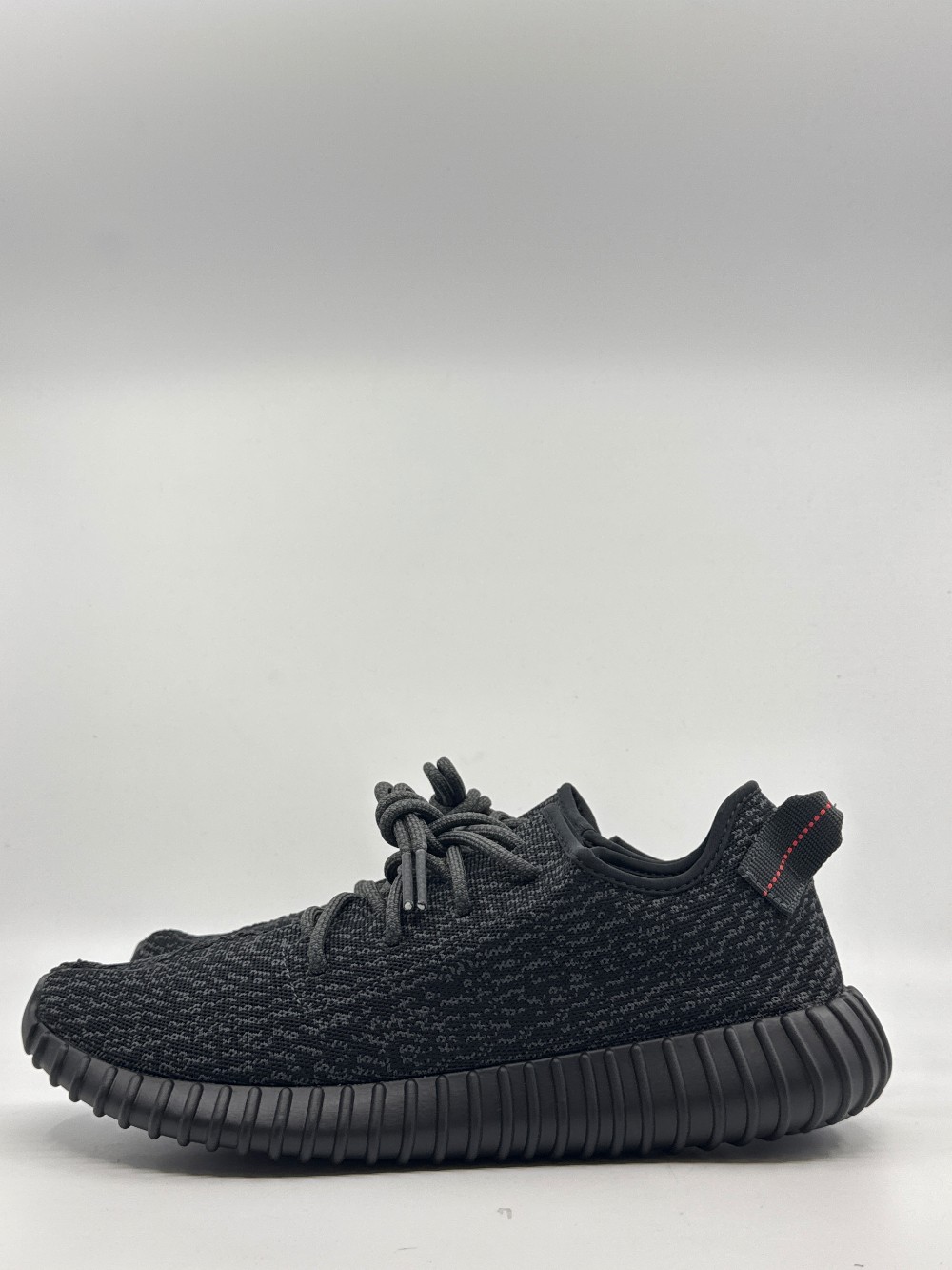 YEEZY BOOST 350 - PIRATE BLACK (2023)