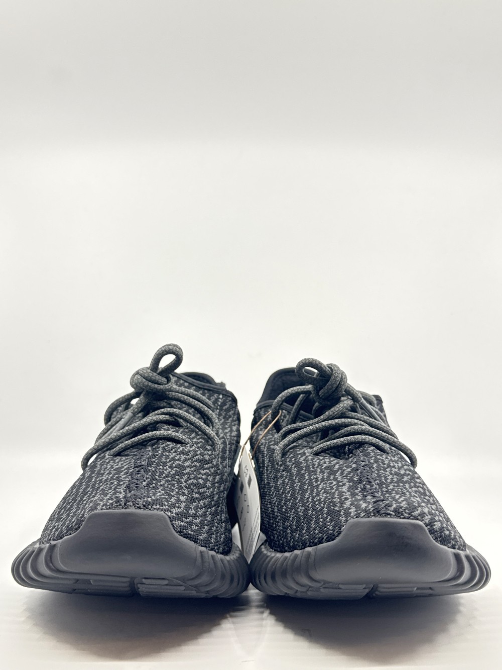 YEEZY BOOST 350 - PIRATE BLACK (2023)