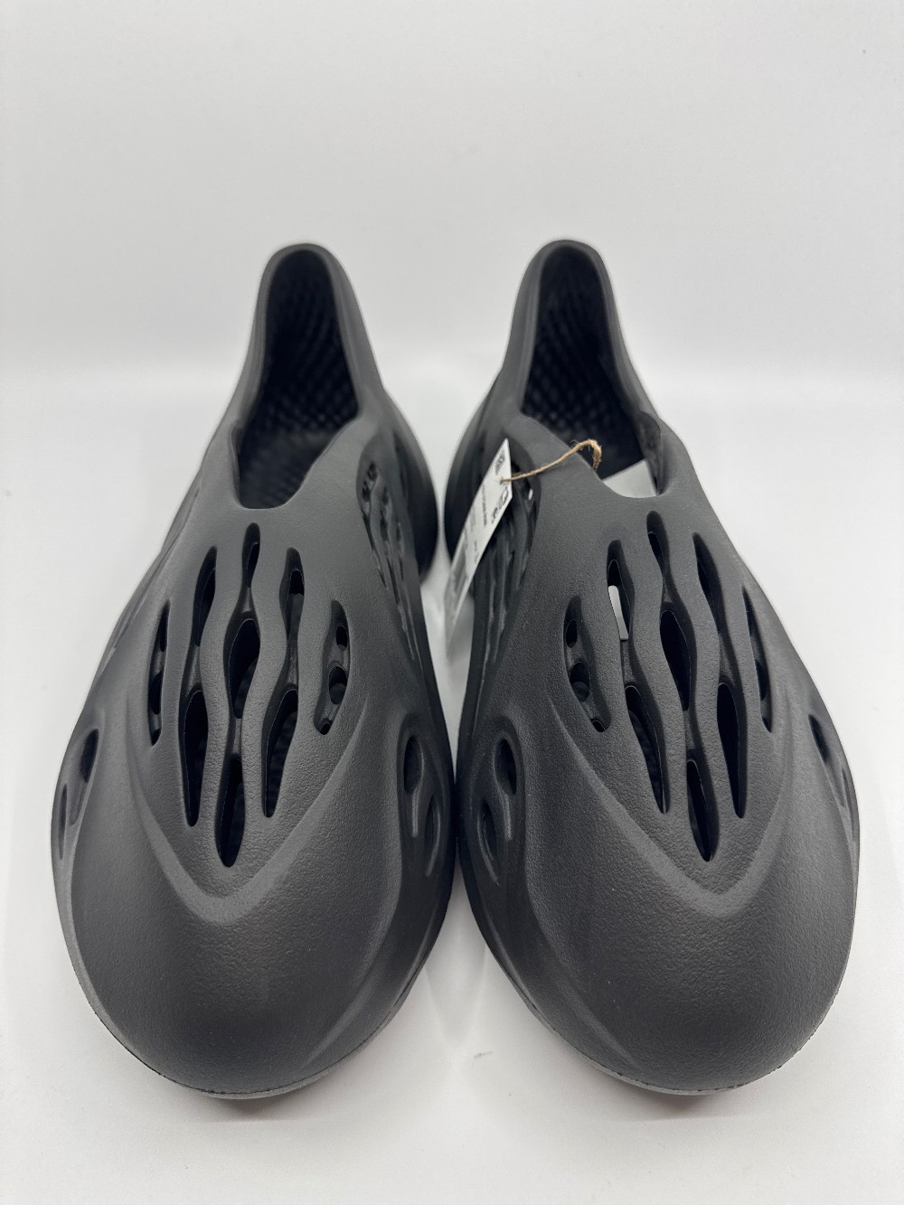 YEEZY FOAM RUNNER - ONYX