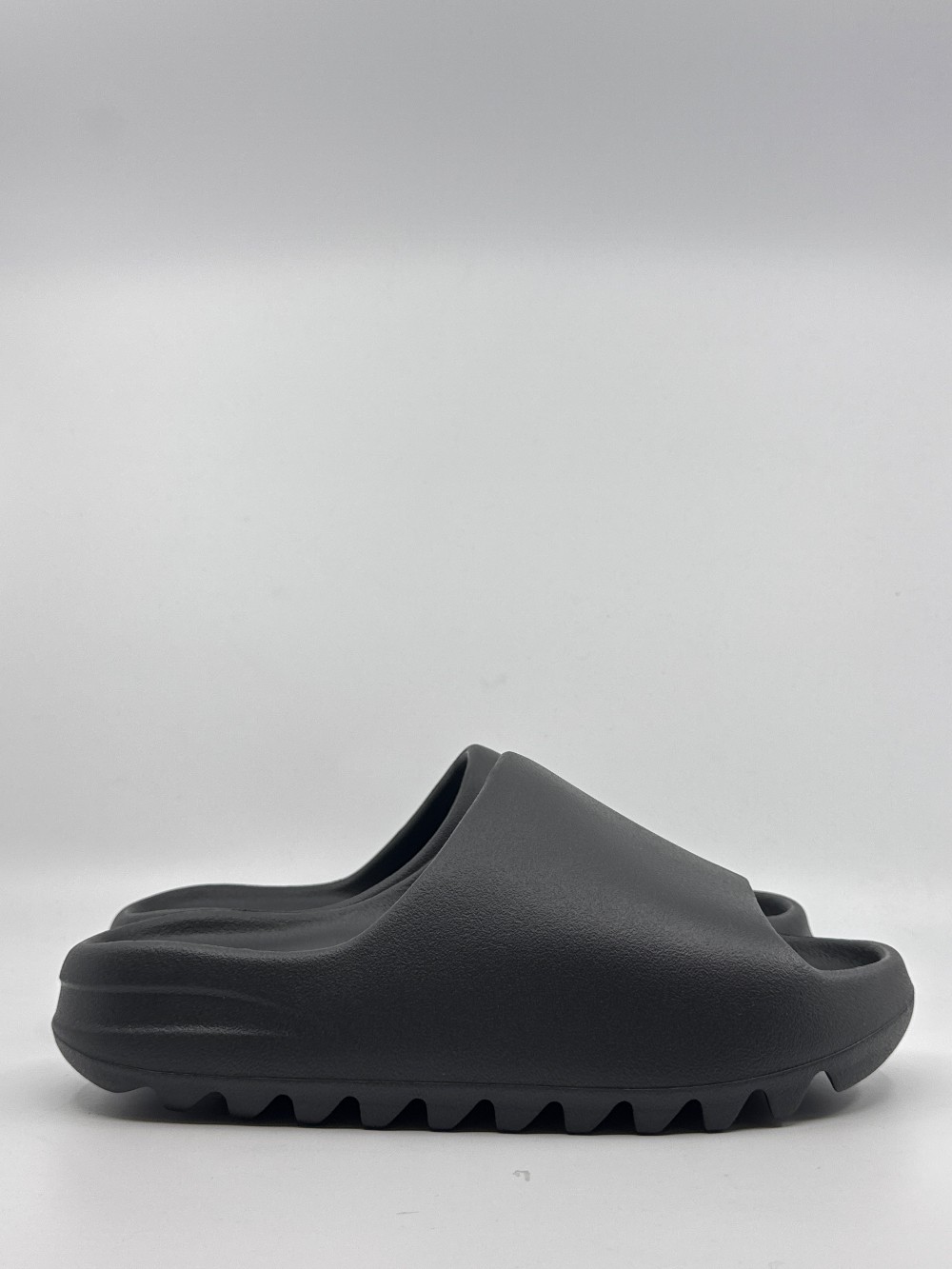 YEEZY SLIDE - ONYX