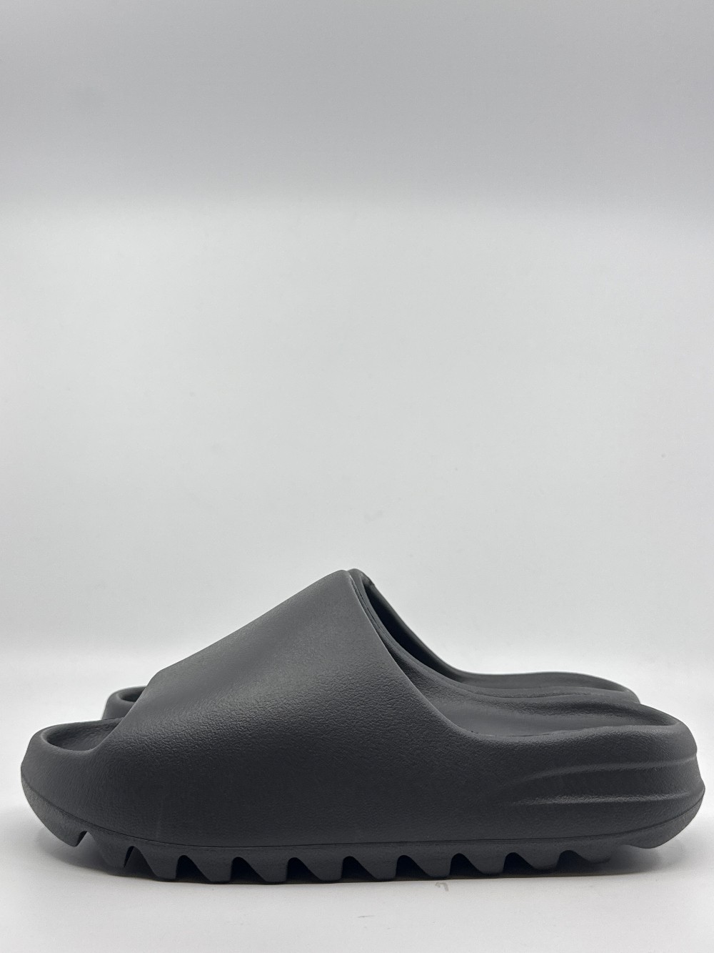 YEEZY SLIDE - ONYX