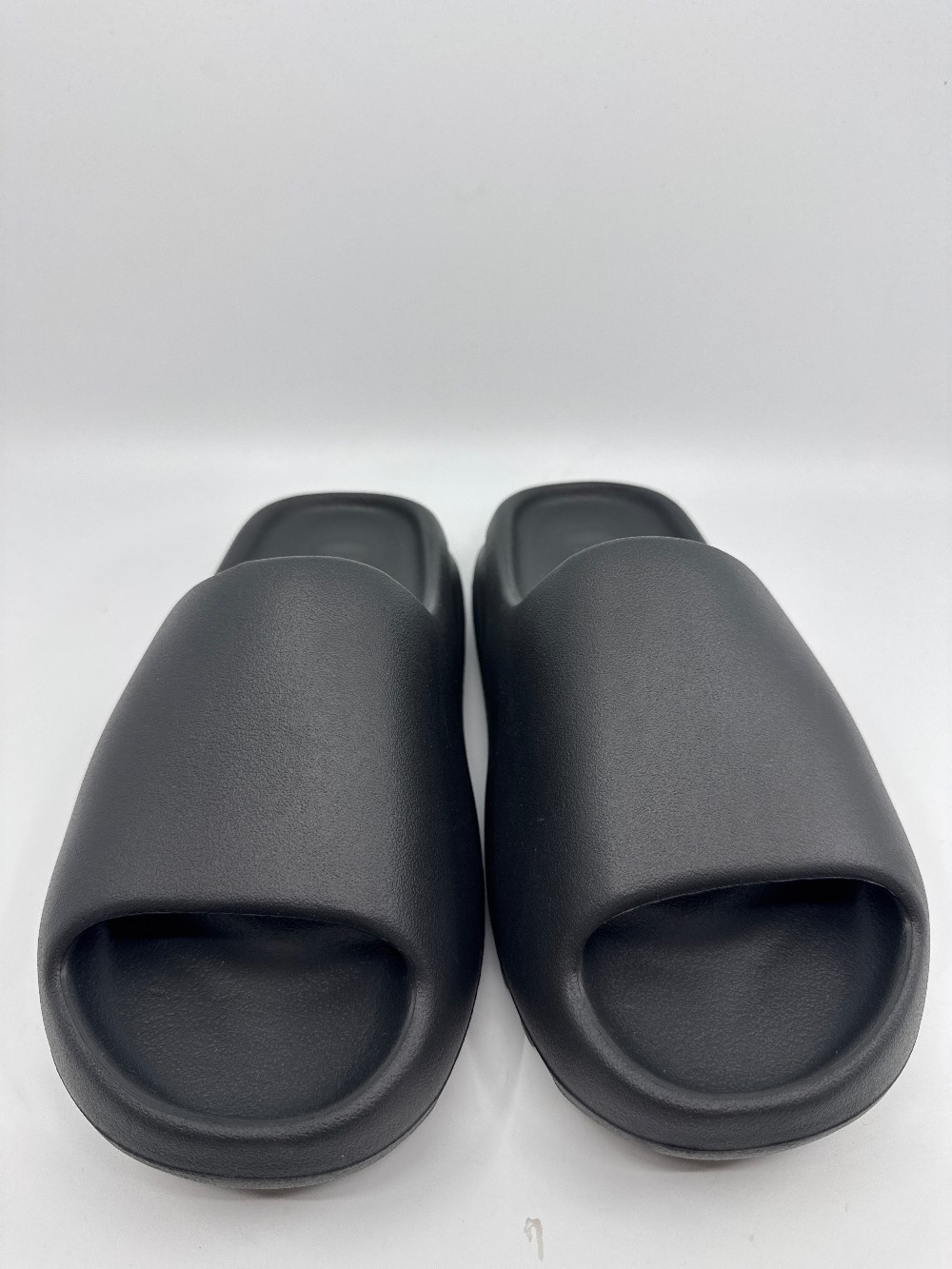 YEEZY SLIDE - ONYX