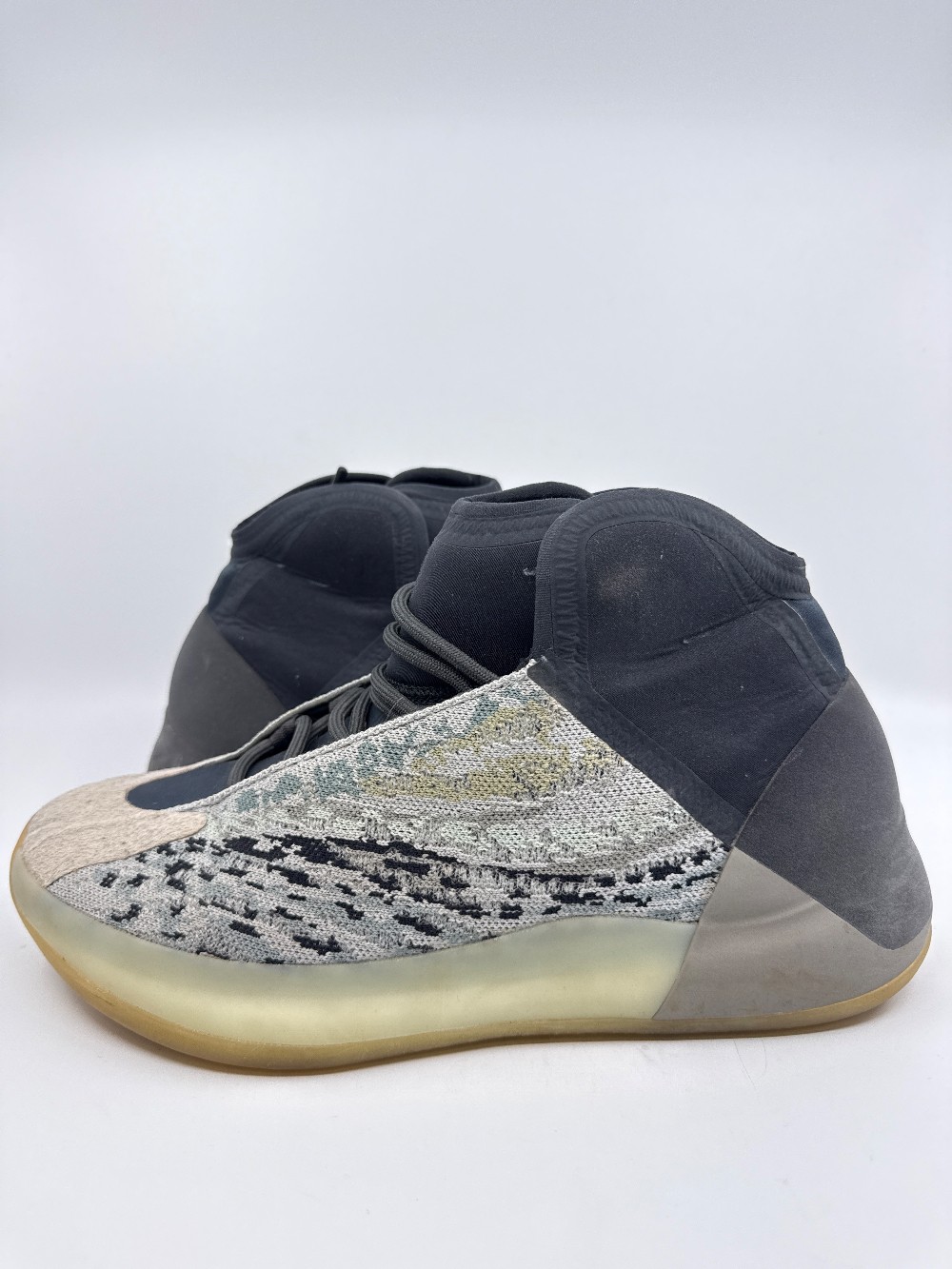 *USED* YEEZY QNTM - SEA TEAL