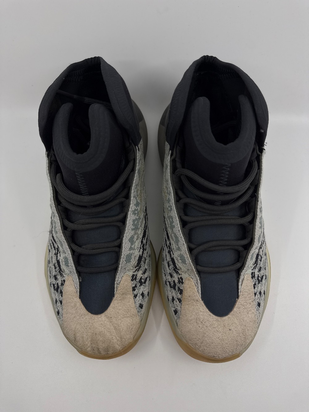 *USED* YEEZY QNTM - SEA TEAL