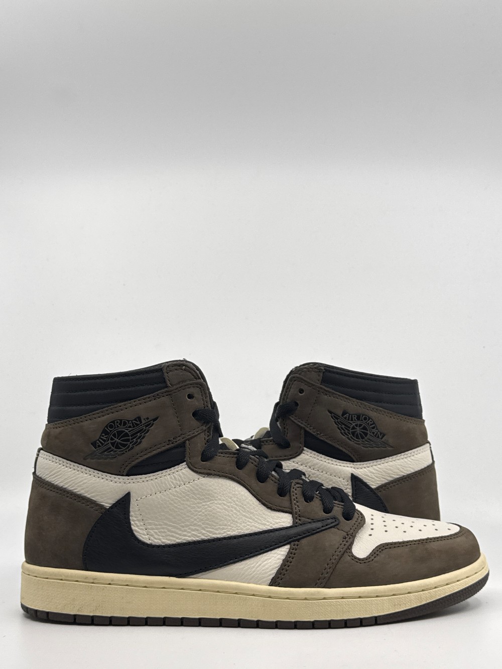 *VNDS* AJ 1 HIGH X TRAVIS SCOTT - MOCHA