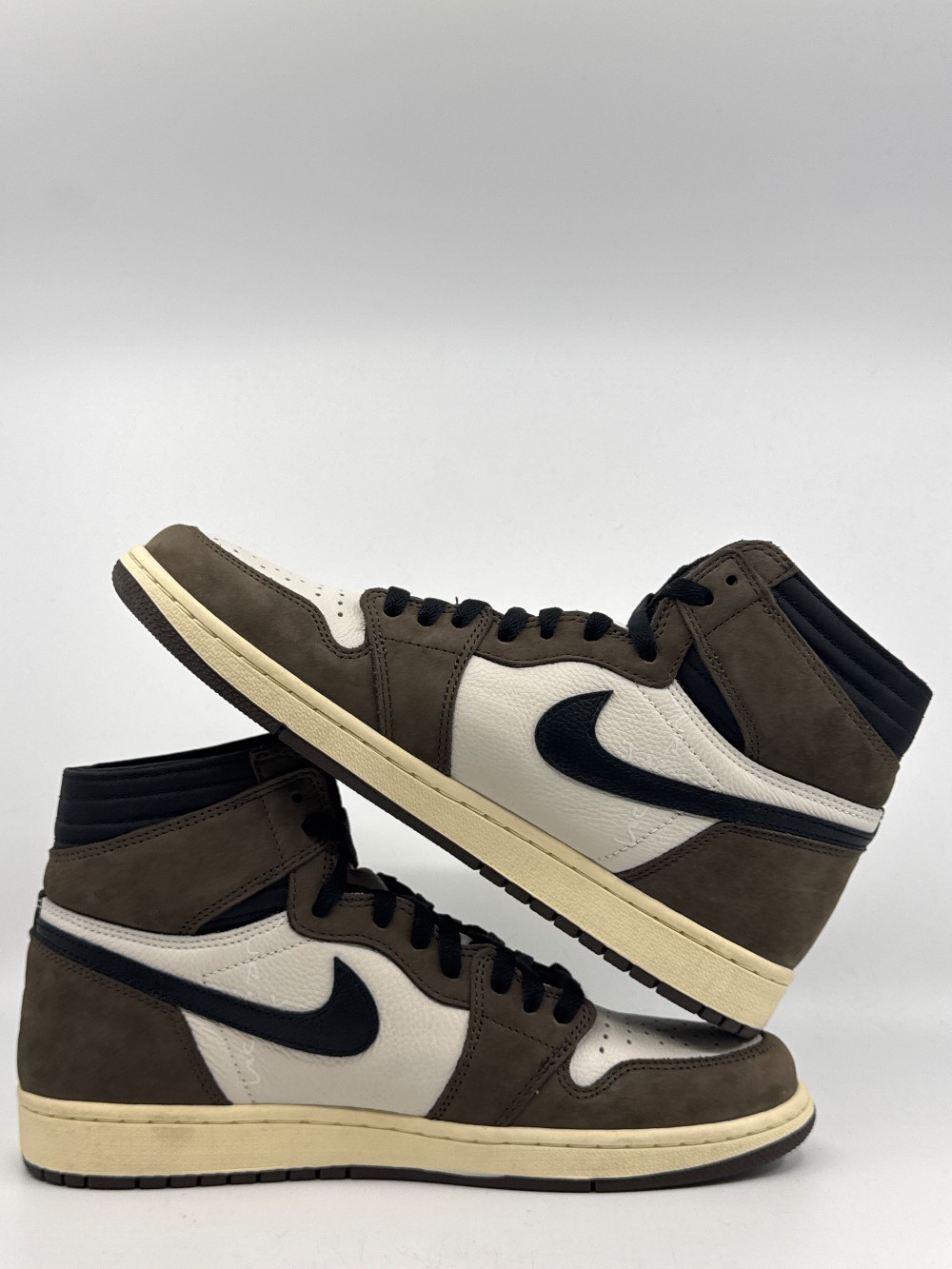 *VNDS* AJ 1 HIGH X TRAVIS SCOTT - MOCHA