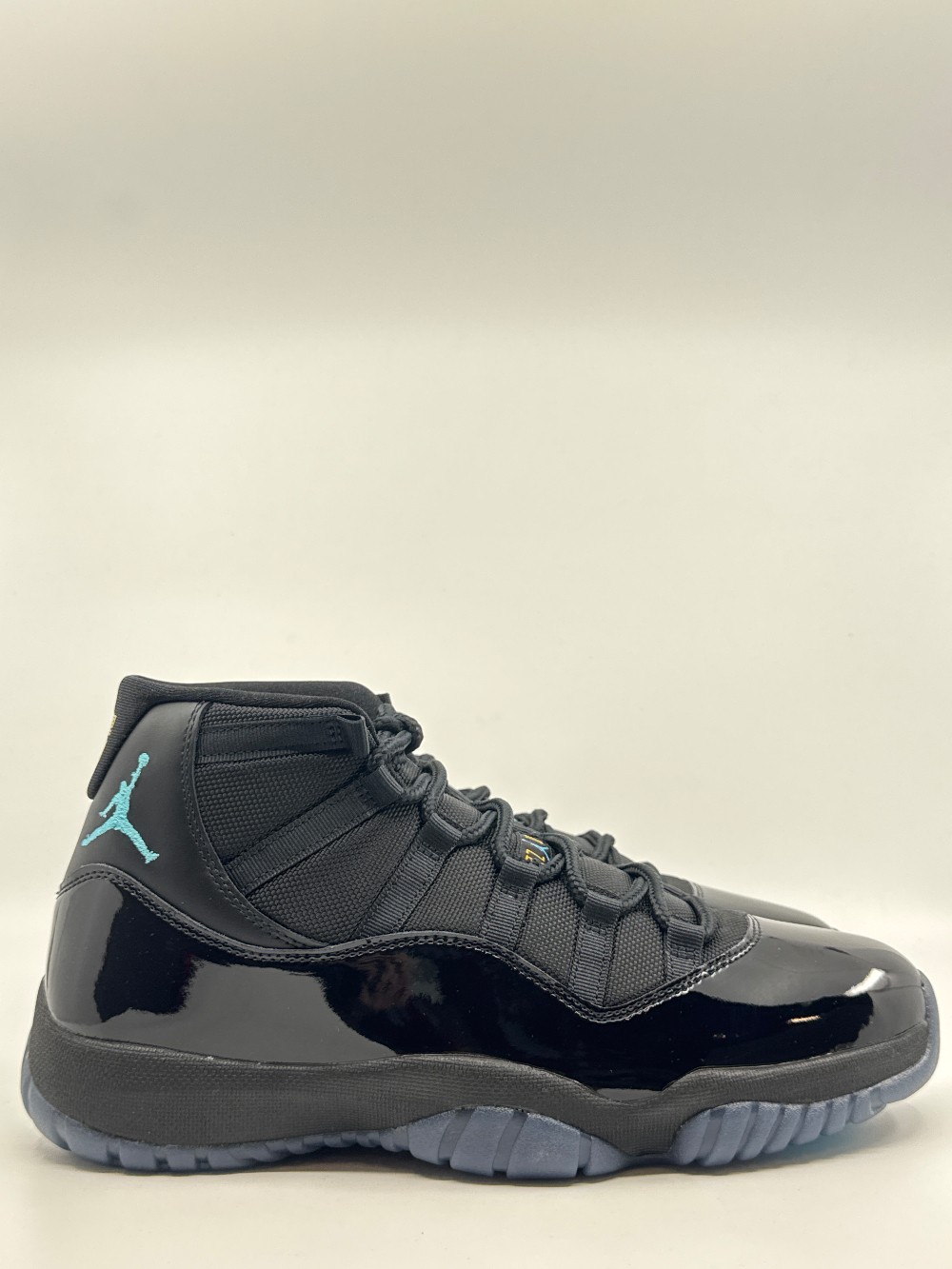 AJ 11 - GAMMA BLUE (2025)