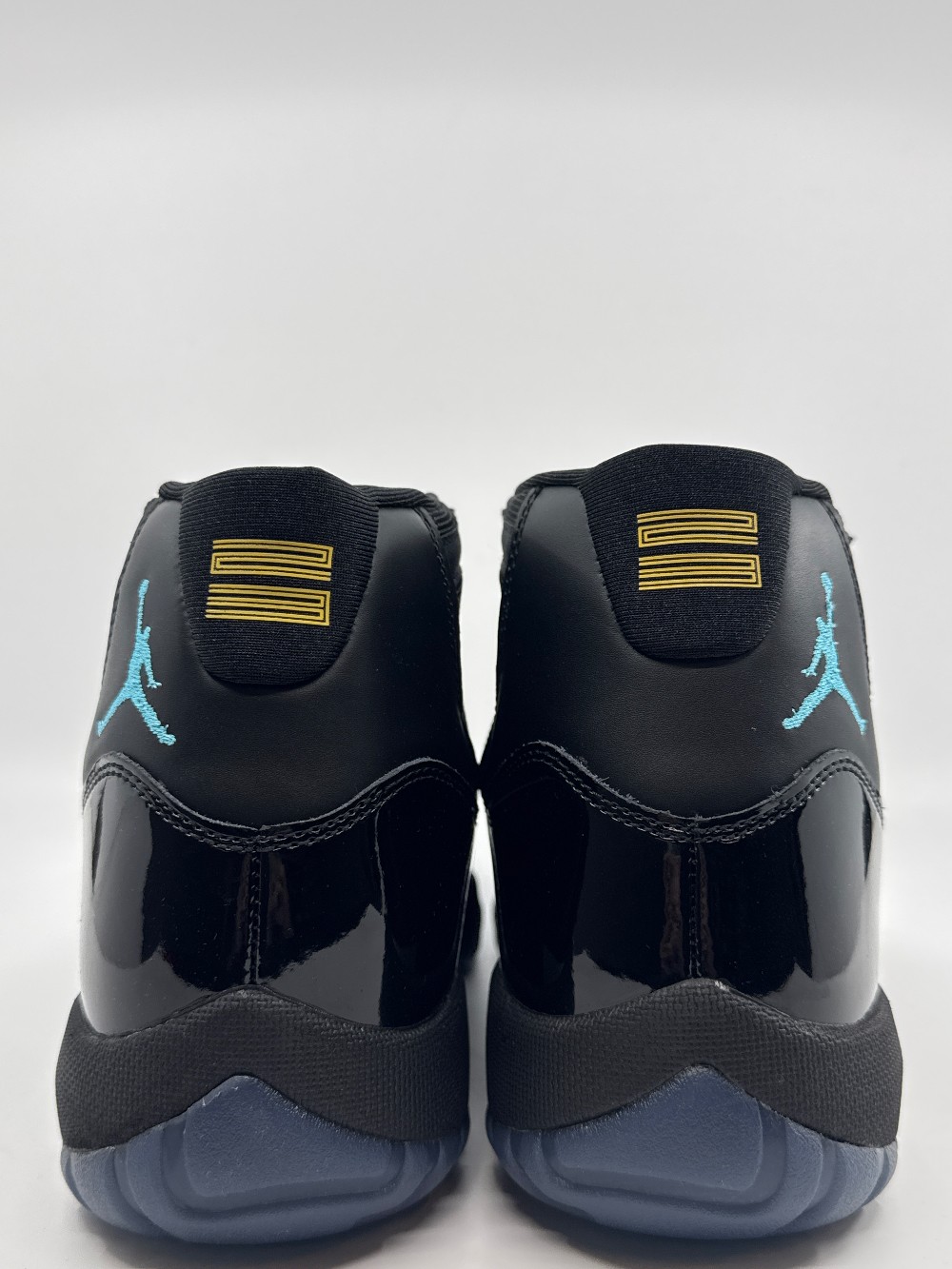 AJ 11 - GAMMA BLUE (2025)