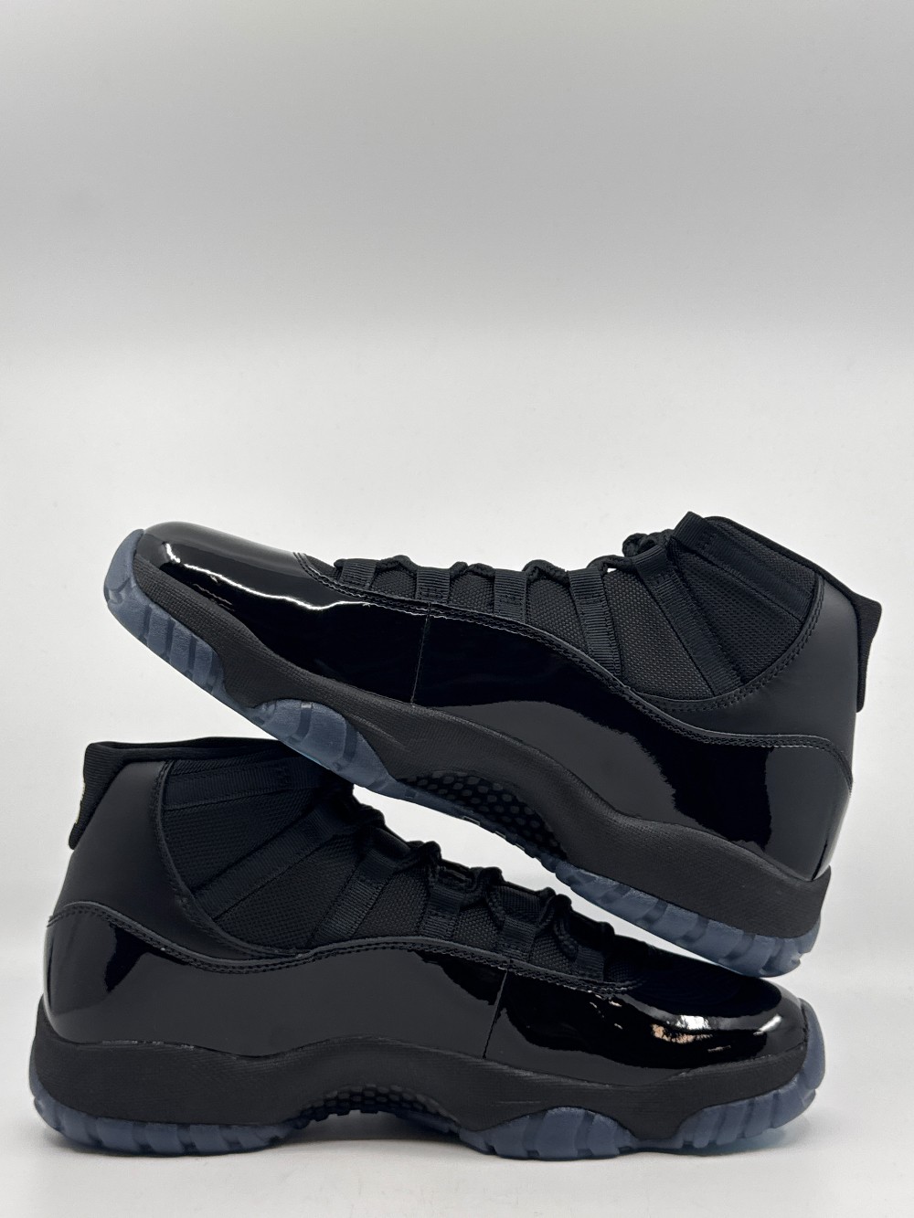 AJ 11 - GAMMA BLUE (2025)