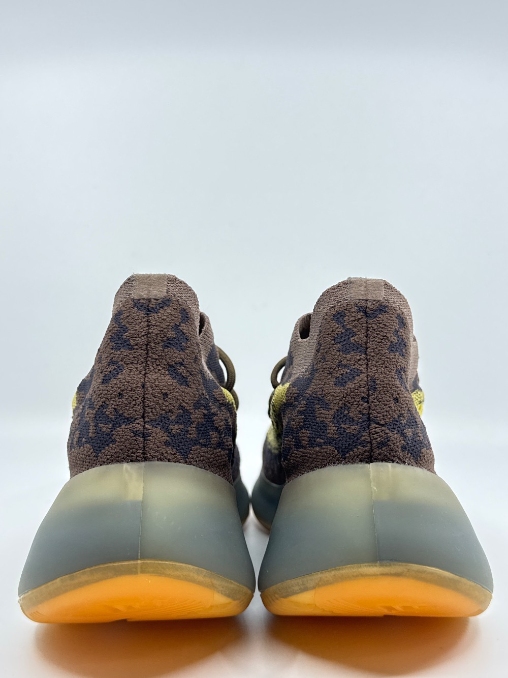 *NO BOX* YEEZY BOOST 380 - LMNTE