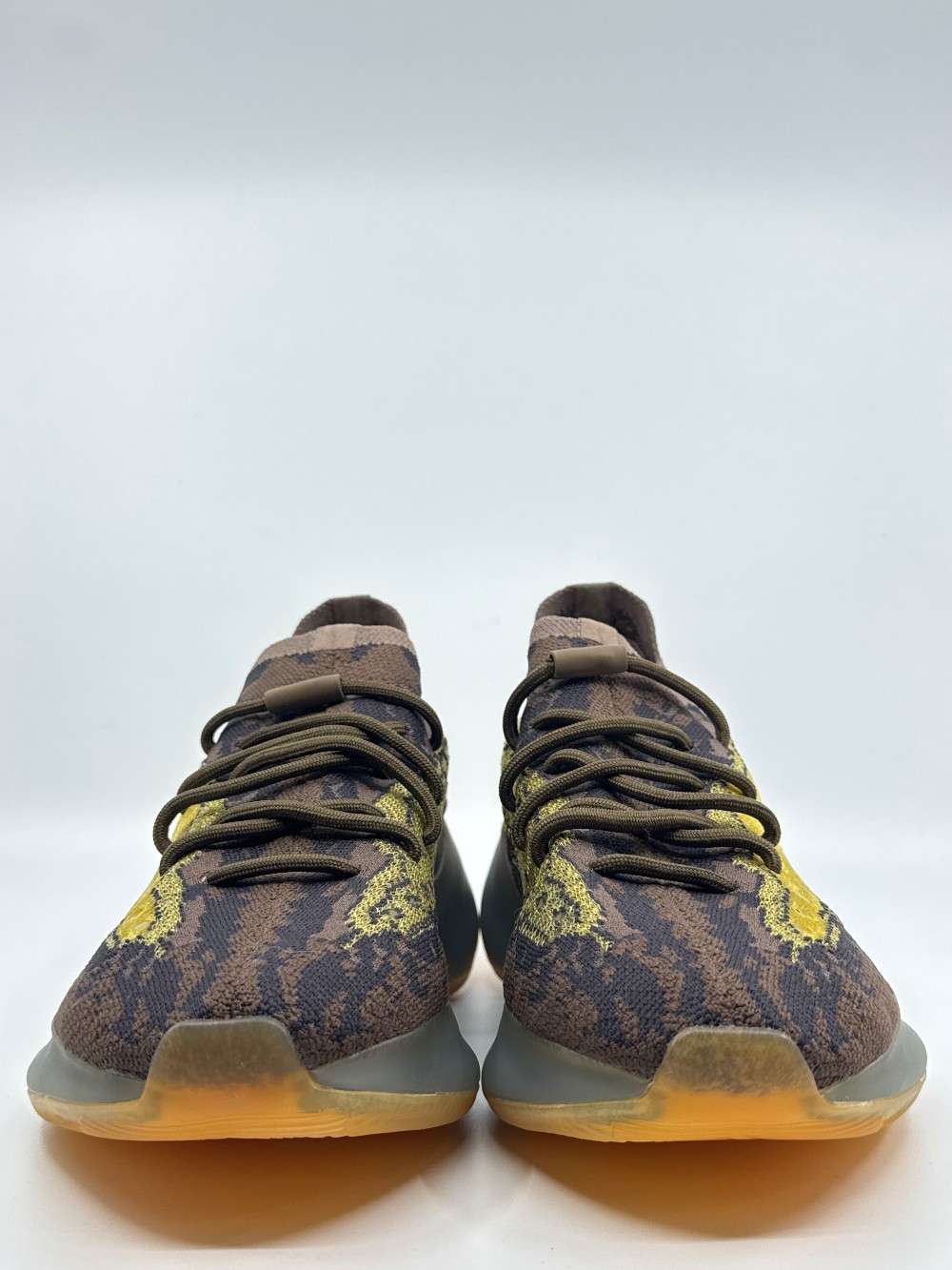 *NO BOX* YEEZY BOOST 380 - LMNTE