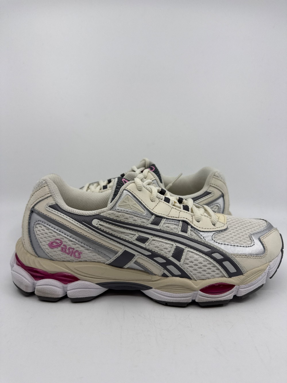 *VNDS* ASICS GEL-NYC 2055 - CREAM CARBON
