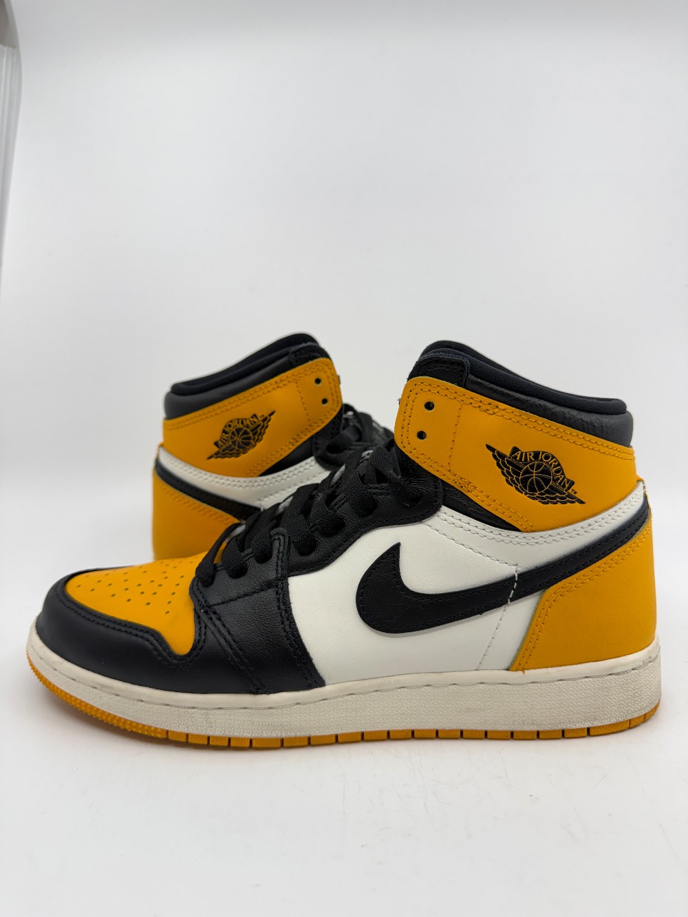 *USED* AJ 1 (GS) - TAXI