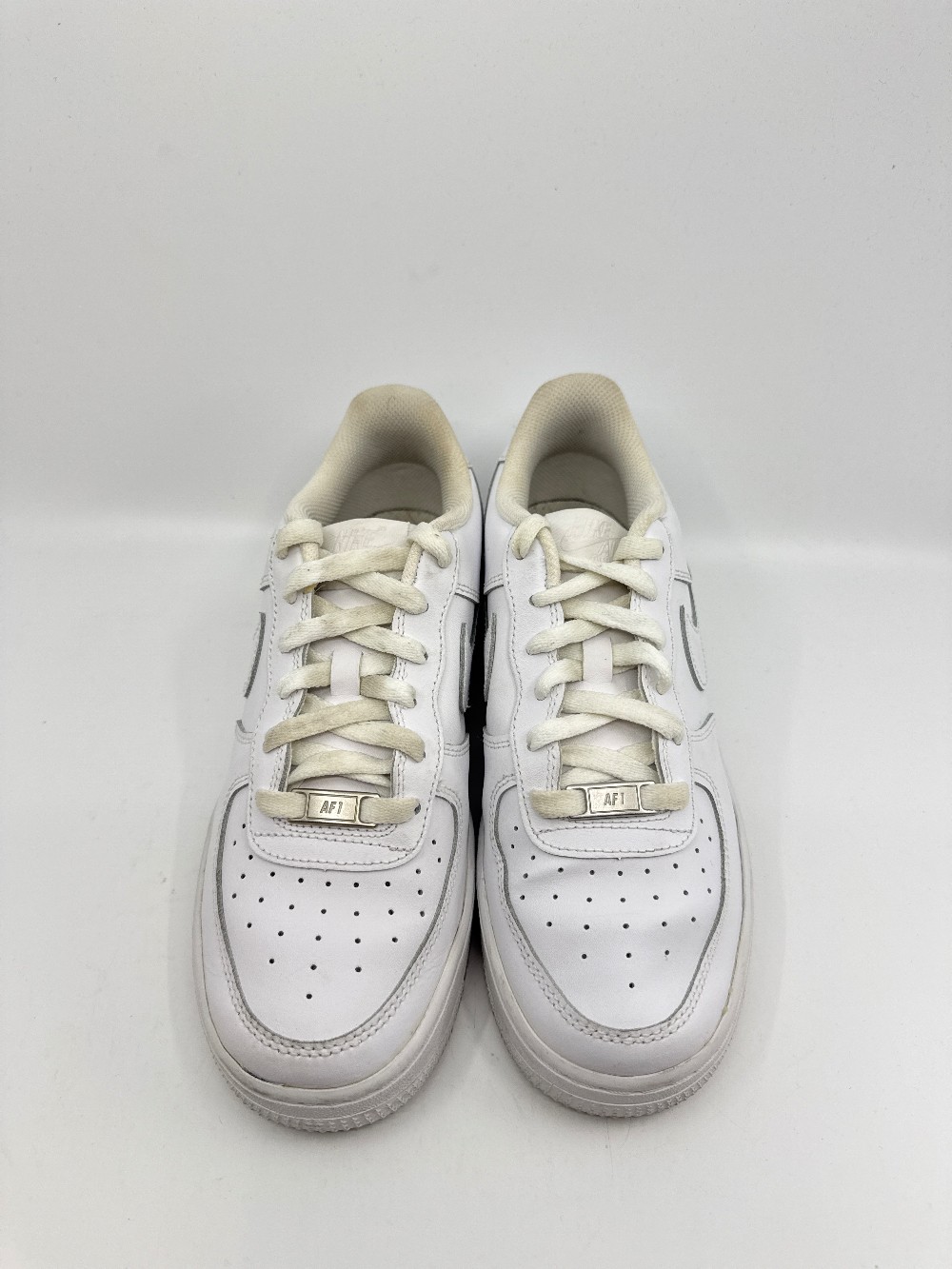 *USED* NIKE AIR FORCE 1 LOW (GS) - WHITE