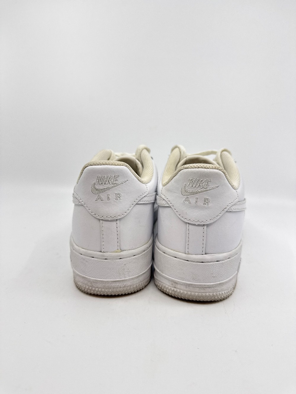 *USED* NIKE AIR FORCE 1 LOW (GS) - WHITE