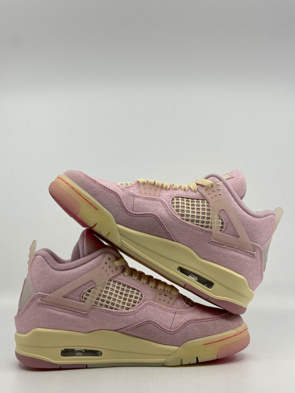 *USED* AJ 4 (W) - ICED CARMINE