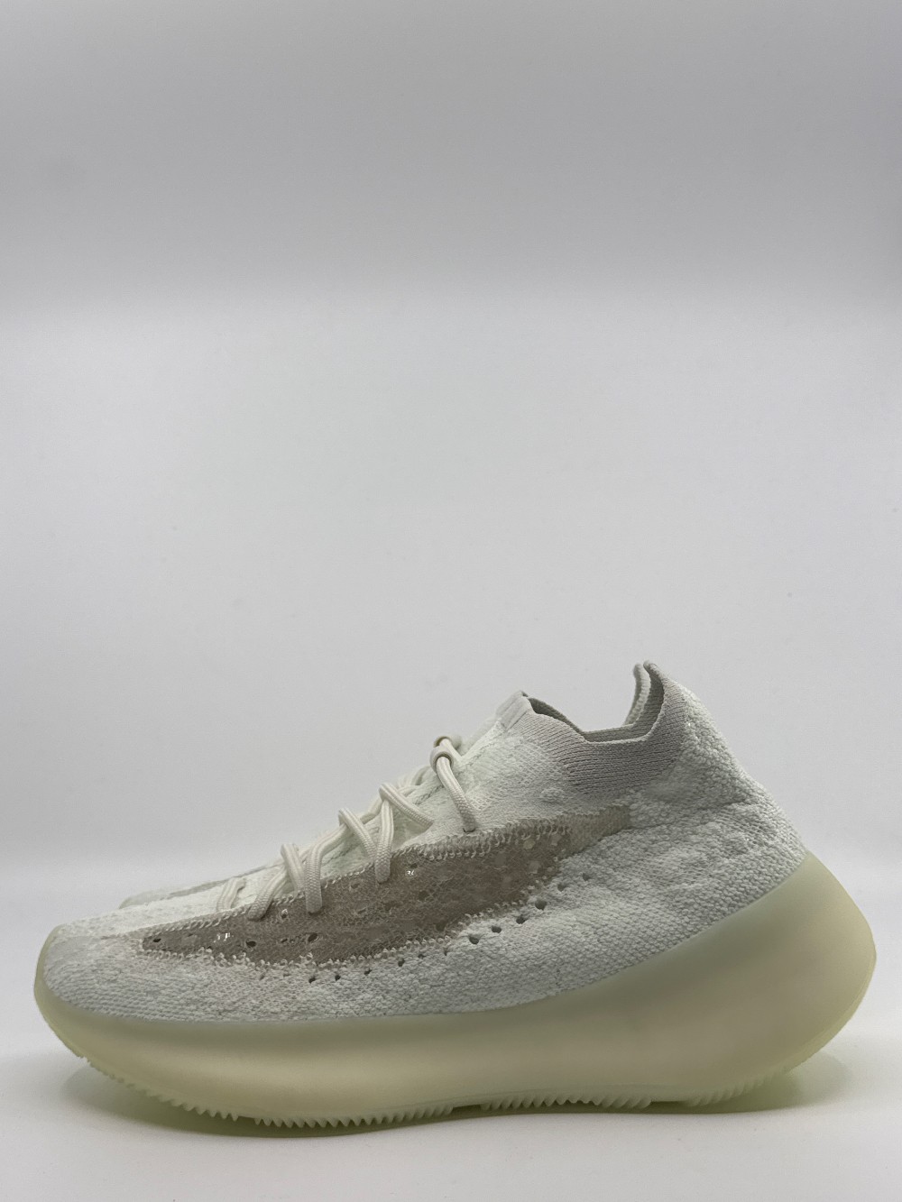 *NO BOX* YEEZY 380 BOOST - CALCITE GLOW