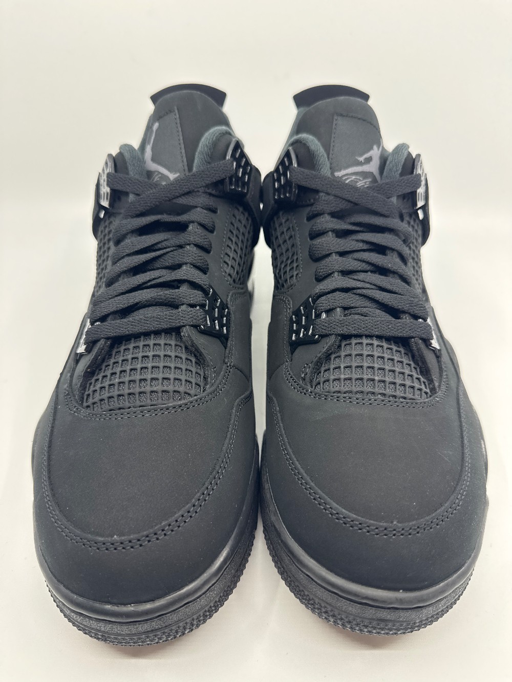 AJ 4 - BLACK CAT (2025)