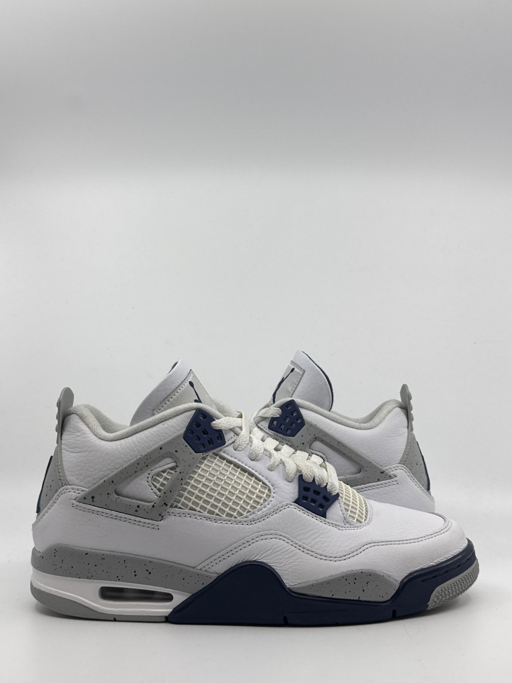 *USED* AJ 4 - MIDNIGHT NAVY