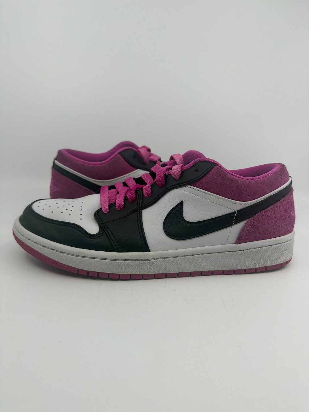 *USED* AJ 1 LOW - BLACK ACTIVE FUCHSIA