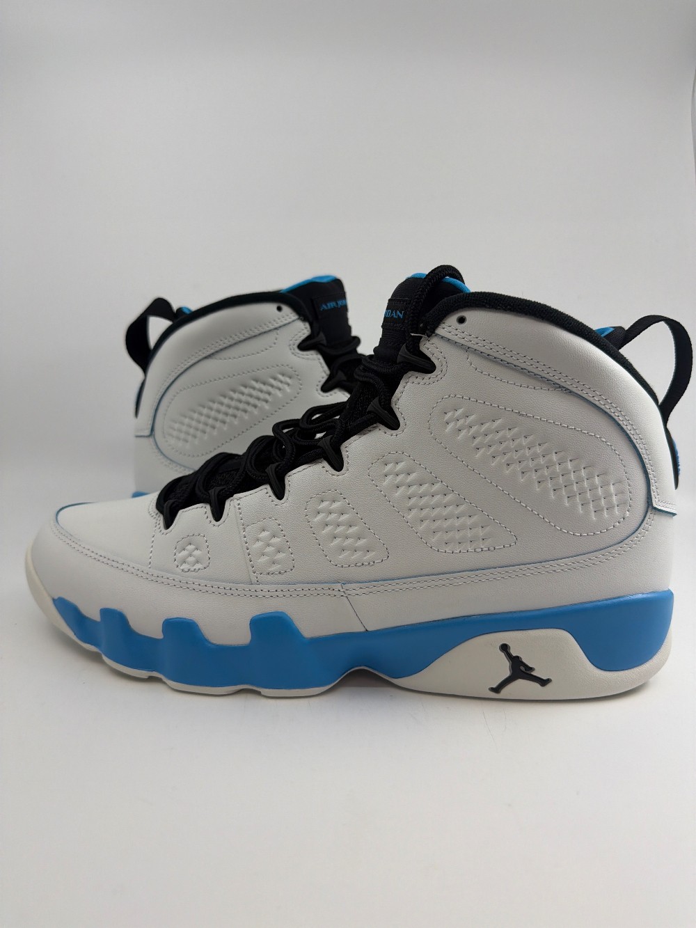 *VNDS* AJ 9 - POWDER BLUE (2024)