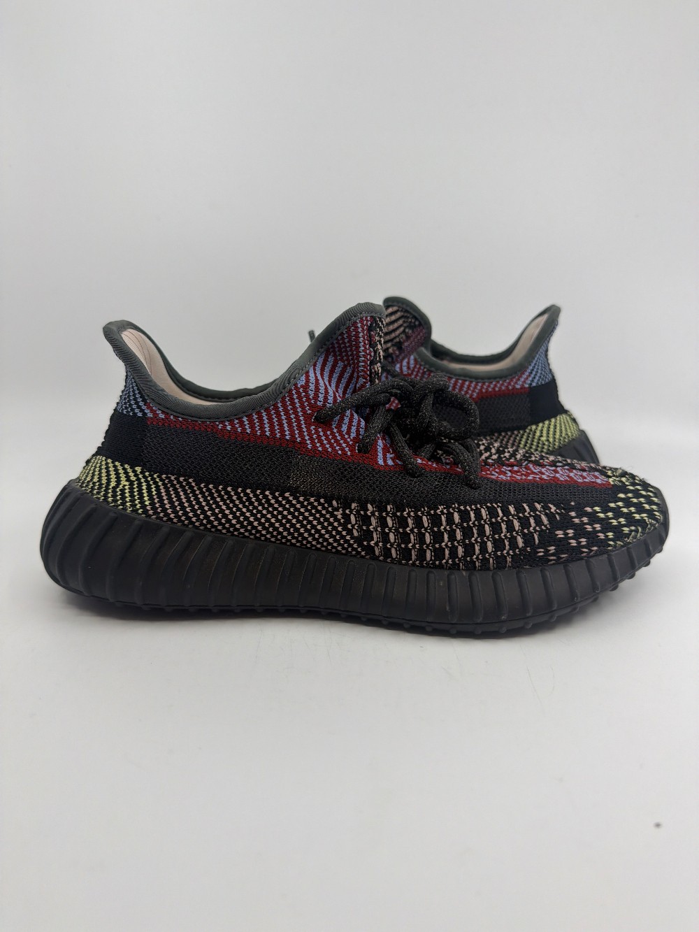 *USED* YEEZY 350 V2 - YECHEIL (NON-REFLECTIVE)