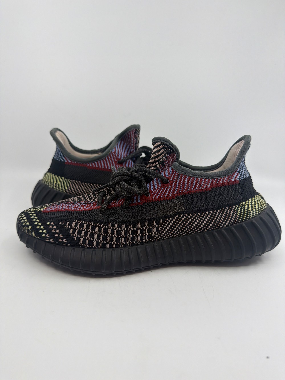 *USED* YEEZY 350 V2 - YECHEIL (NON-REFLECTIVE)