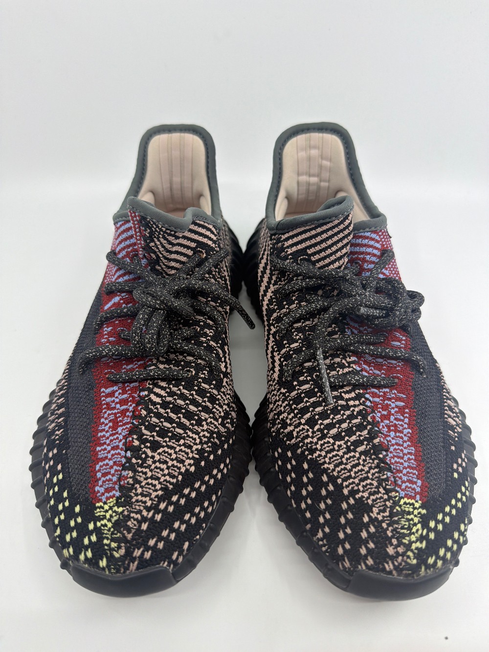 *USED* YEEZY 350 V2 - YECHEIL (NON-REFLECTIVE)